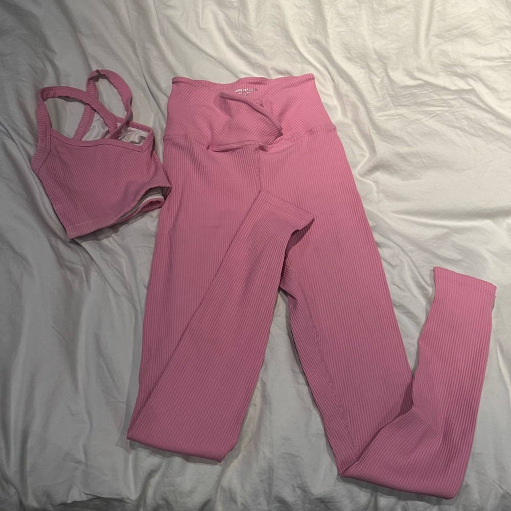 Year of Ours Ribbed Leggings (S) & Sports Bra (M) set